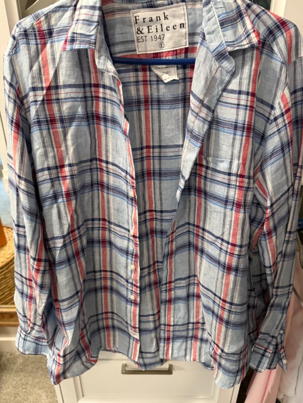 Frank & Eileen Linen Eileen Button Up - Picture 7 of 8